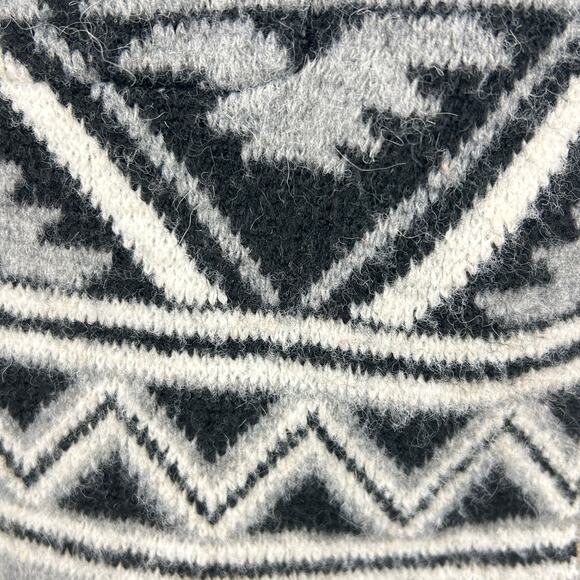 Frye Cardigan Southwestern pattern  Open Front size small - Picture 5 of 7